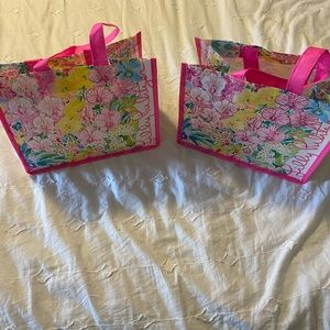 Lilly Pulitzer reusable tote bags.